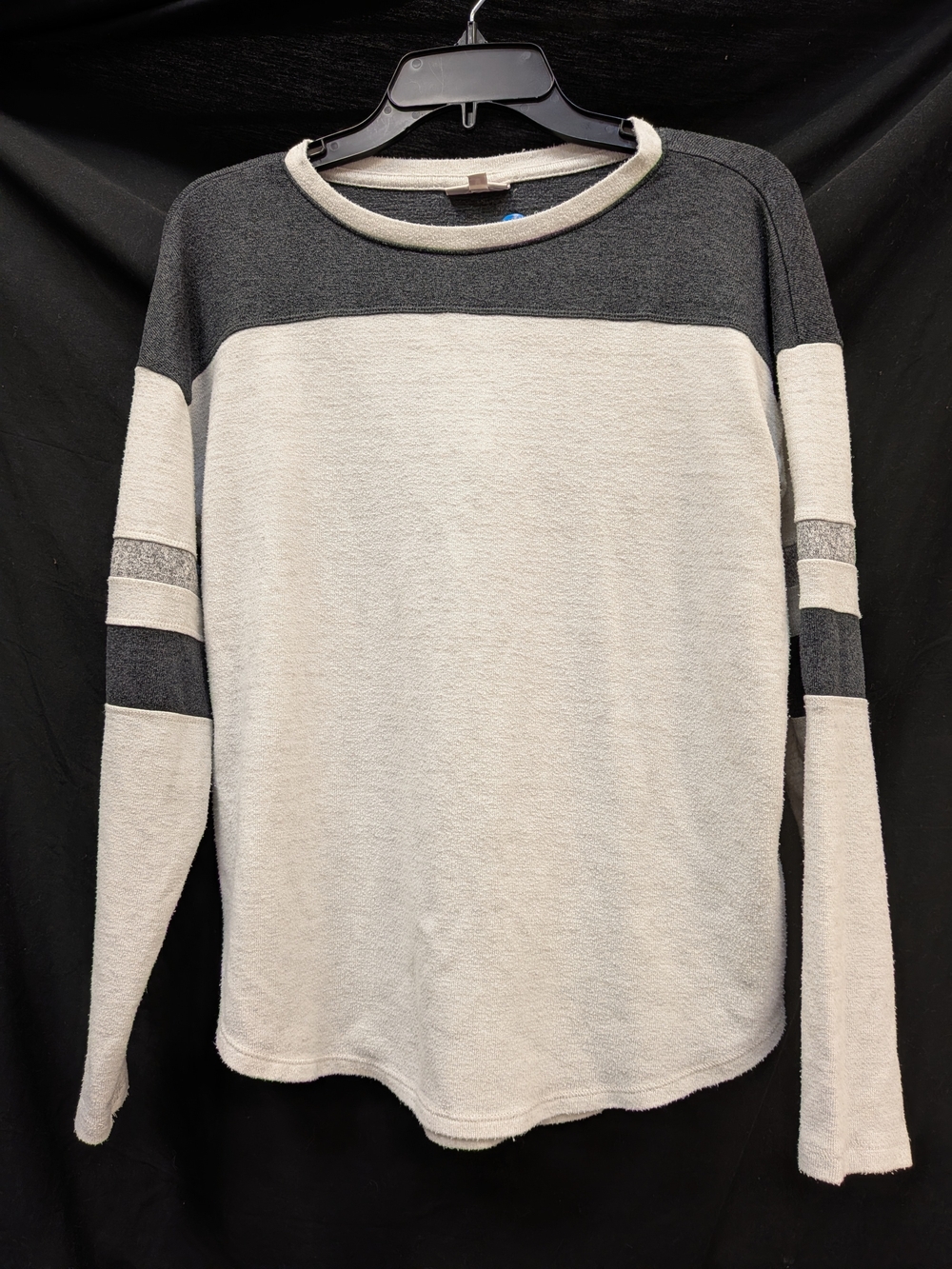 SO Two-Tone Long Sleeve Crewneck Sweater in Cream and Dark Gray